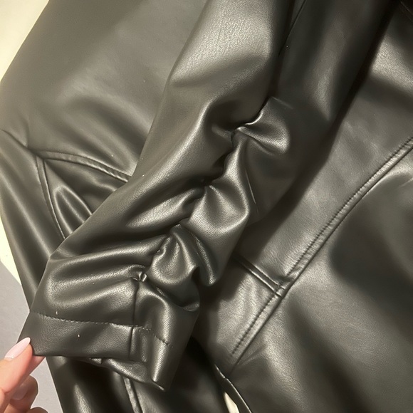 Zara leather jacket - Picture 8 of 11